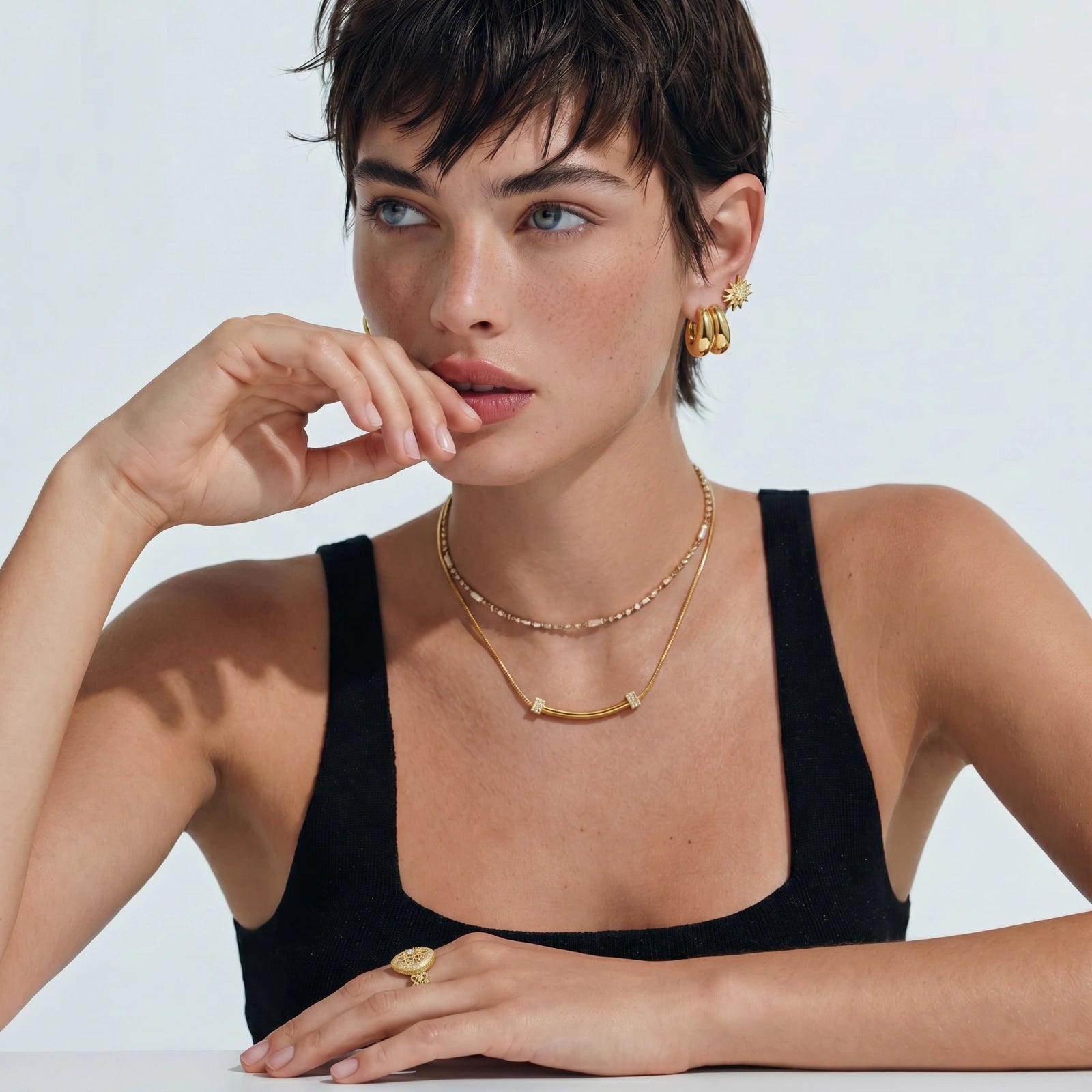 Collier Barre Incurvée Étincelante